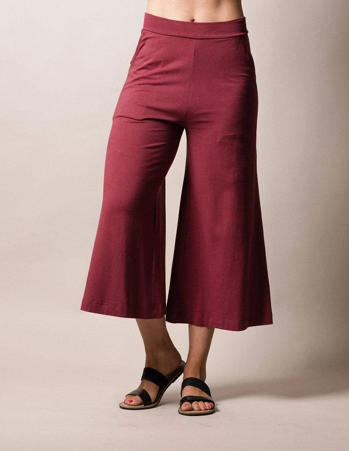 Bamboo Crop Pants - Tibetan Red