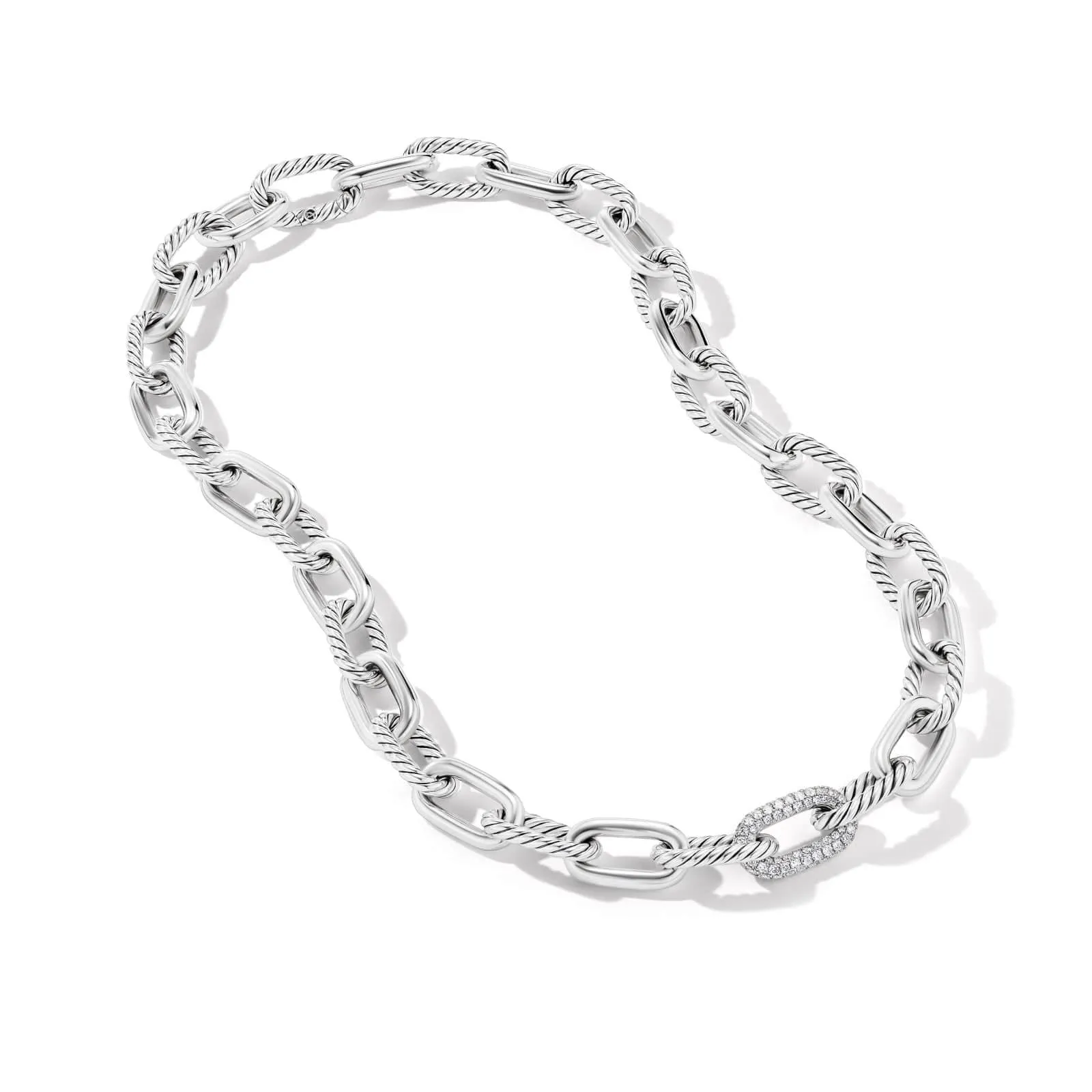 DY Madison Chain Necklace in Sterling Silver with Diamonds, 11mm