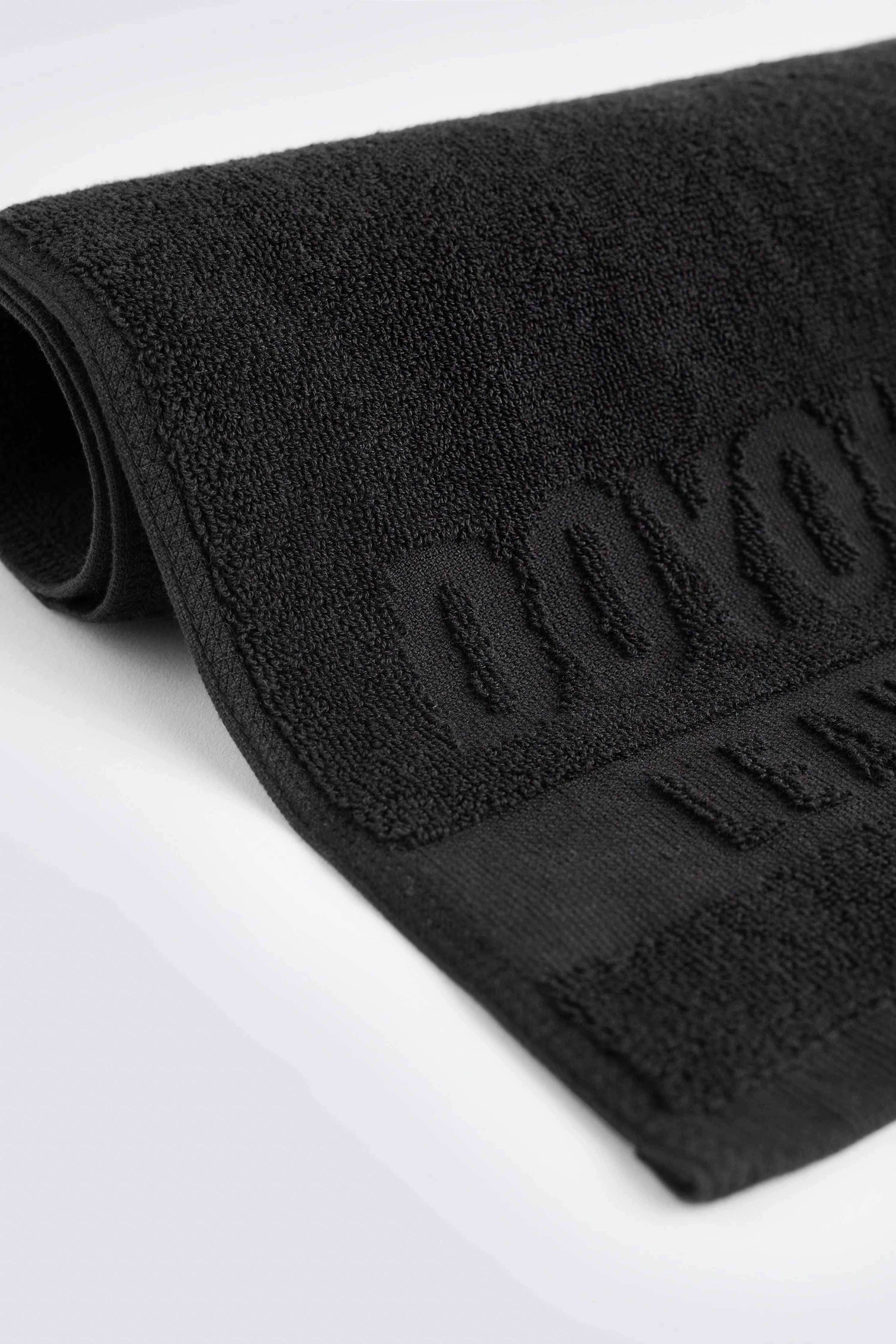 DYE Gym Towel - Black