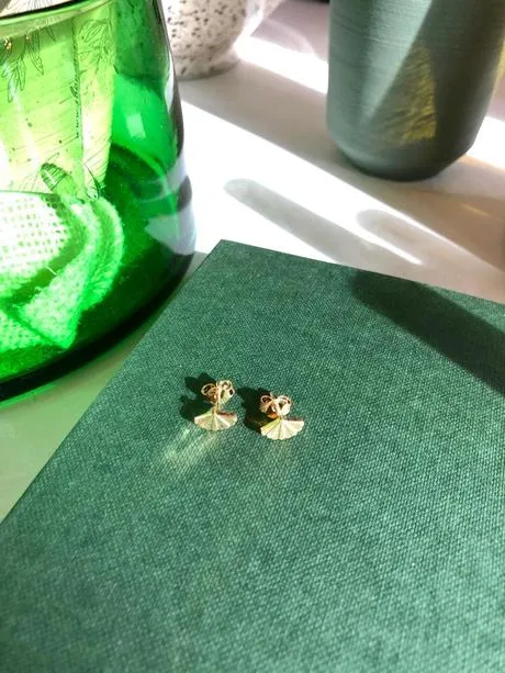 SANTIAGO Shell Mini Studs (Single or as a Pair)