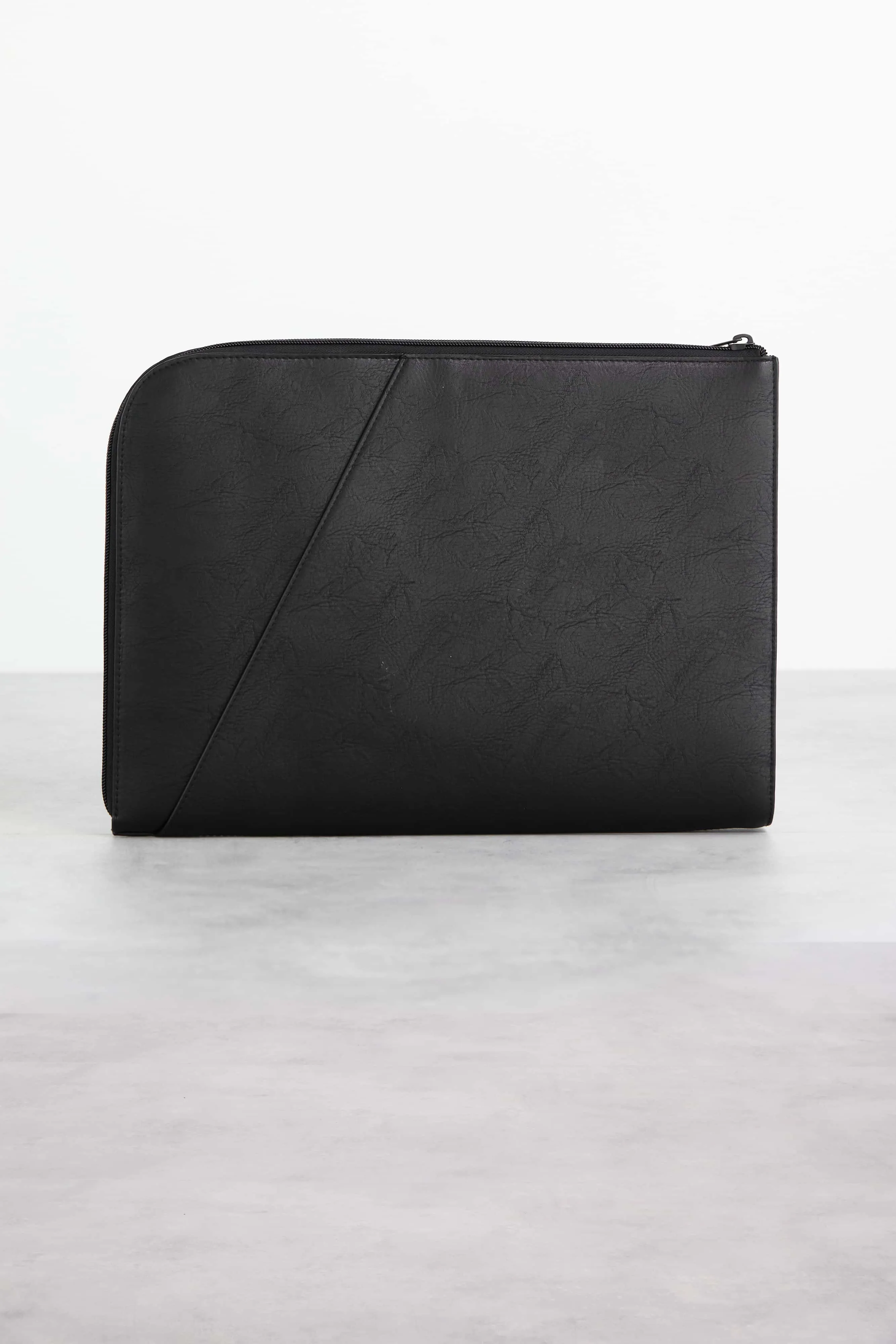 The Laptop Sleeve in Black